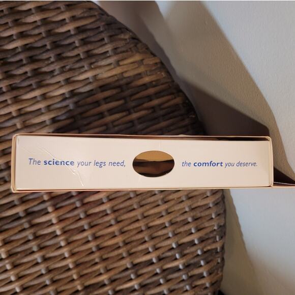 NIB Dr Comfort Shape To Fit Compression Socks Womens XL Nude Sheer 15-20 mmHg - Picture 9 of 9